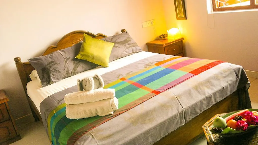Apartment Serendib Guest House Negombo